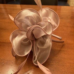 Dusty Pink Fascinator